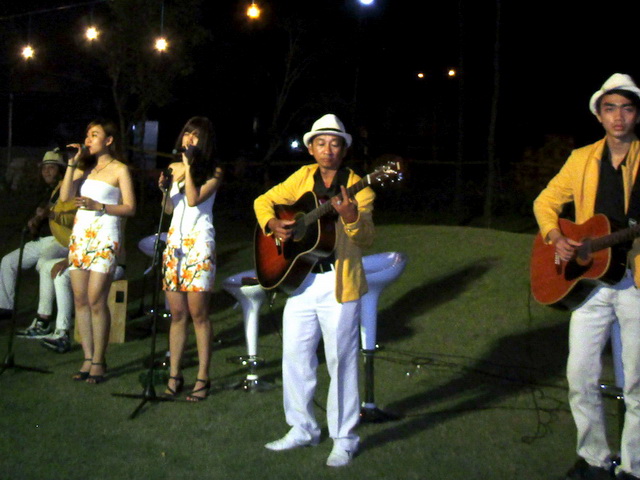 Ban nhạc Flamenco Tumbadora- Ban nhạc Acoustic