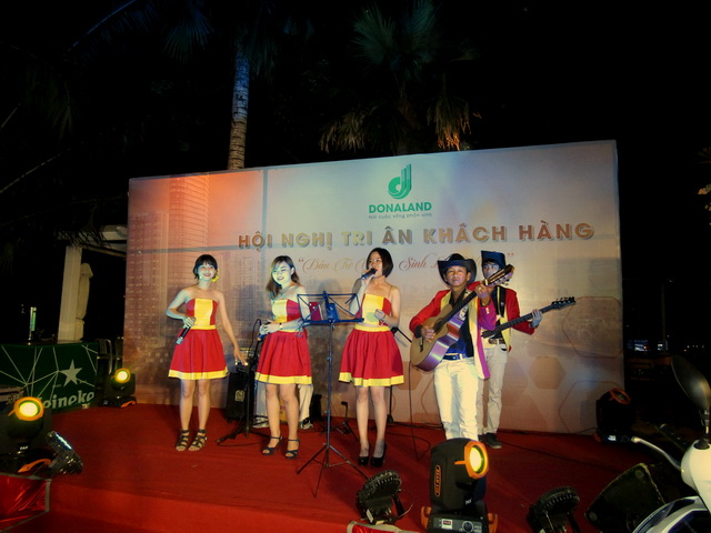 Ban nhạc Flamenco Tumbadora- Ban nhạc Acoustic