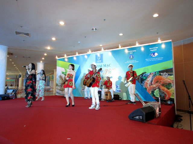 Ban nhạc chuyên nghiệp- Acoustic-Flamenco Tumbadora