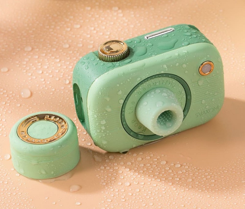 Máy bú hút kết hợp kẹp rung ti vú ngụy trang máy ảnh Svakom Alberta