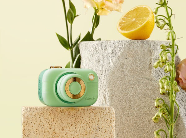 Máy bú hút kết hợp kẹp rung ti vú ngụy trang máy ảnh Svakom Alberta