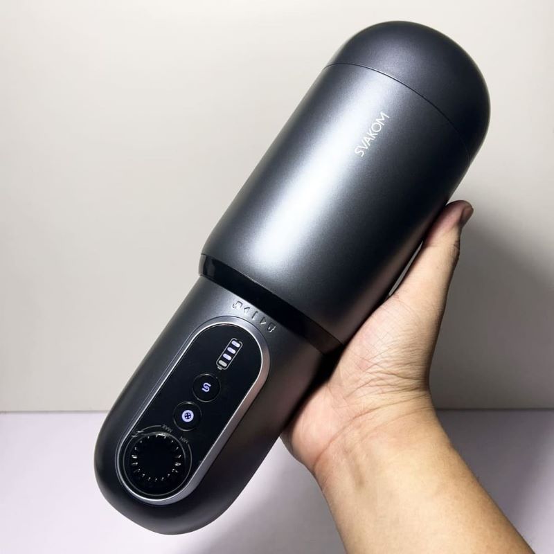 Máy Thủ Dâm tự động gắn tường Cho Nam Svakom Godwin