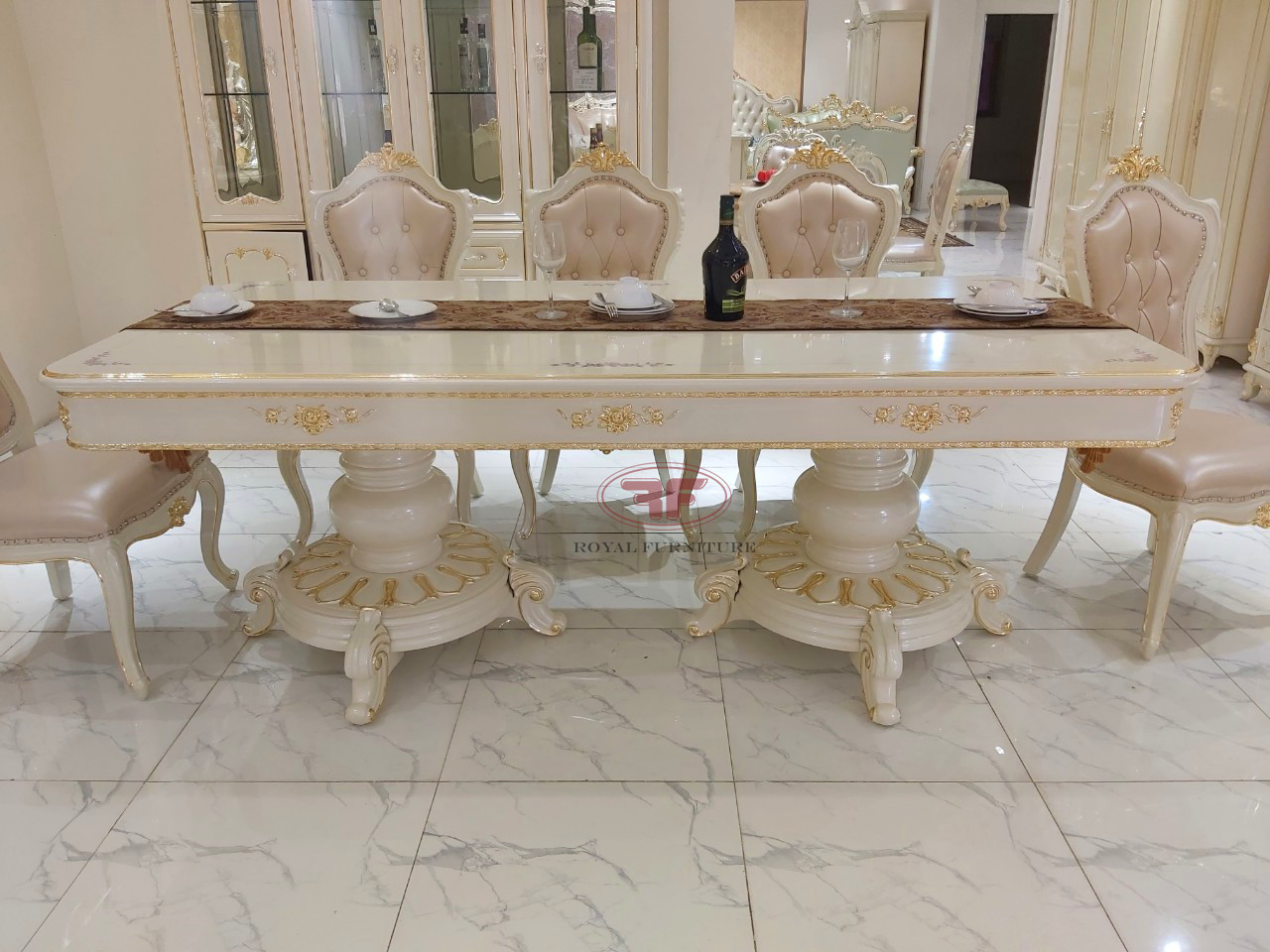 Bàn ăn mặt gỗ tân cổ điển dát vàng 2m, 2m2, 2m4 nhập khẩu cao cấp 939B