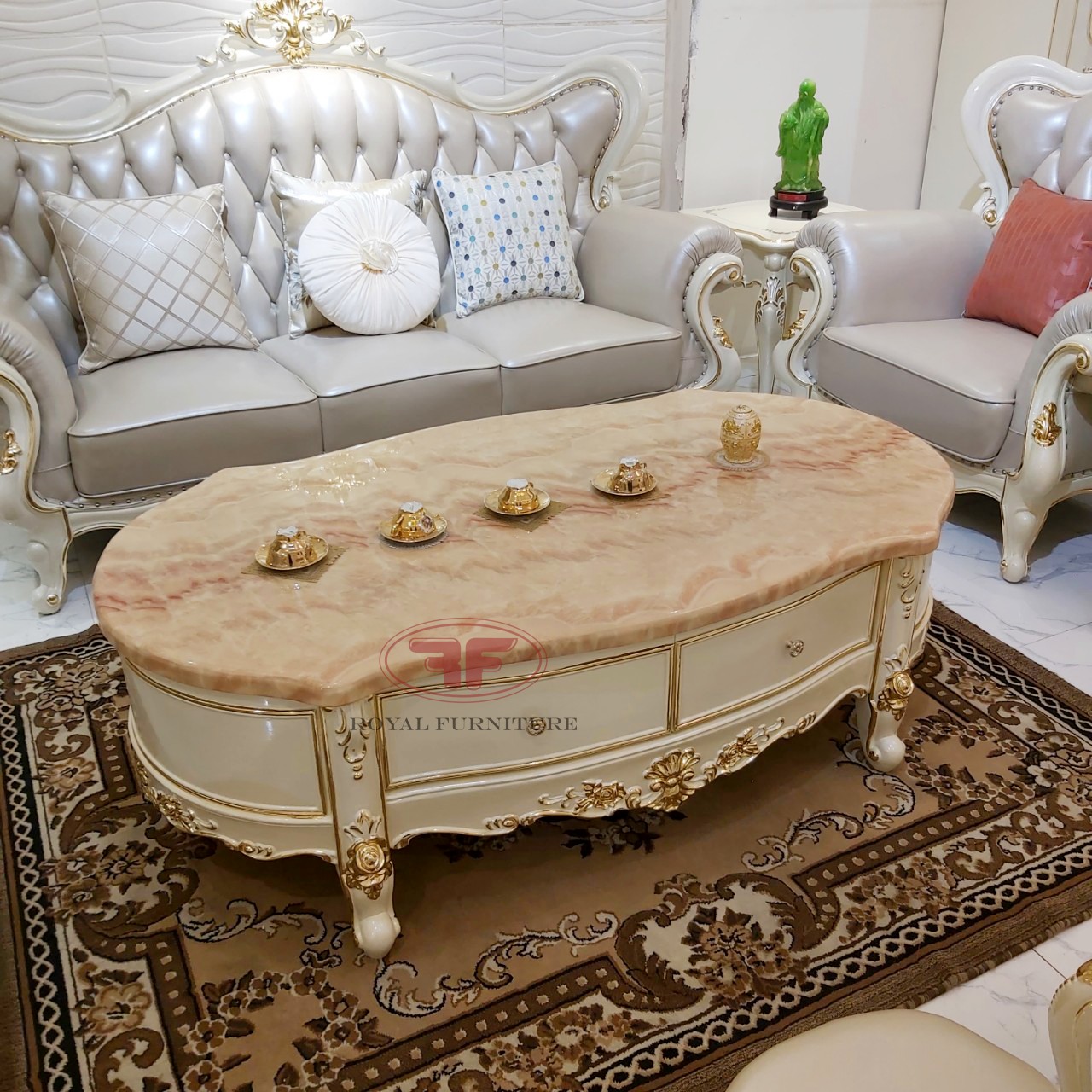 Bàn trà phòng khách tân cổ điển mặt đá dát vàng 930B