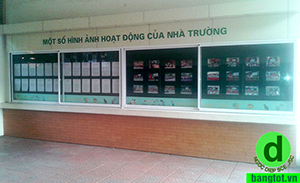 bảng thông tin trong nhà