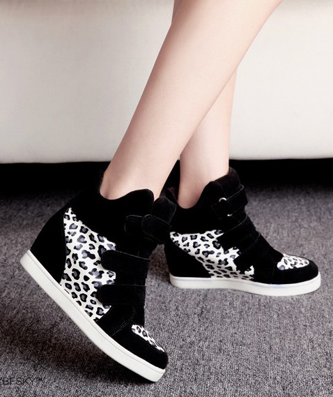 Giày Sneaker Da Báo G44