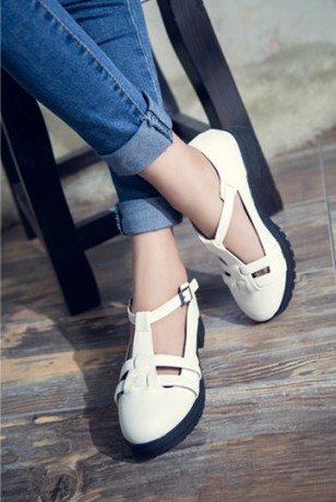 Giày Cut Out Trắng G45