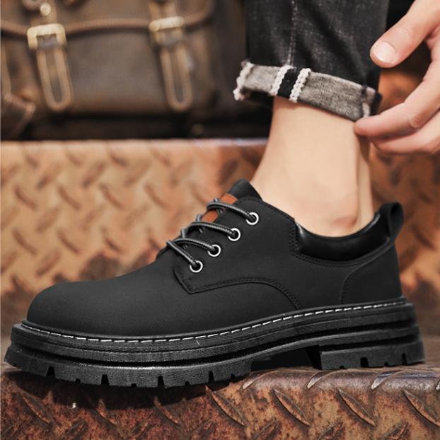 Giày Boot Nam Cổ Thấp Màu Đen NEVE GN405