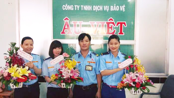 Kỷ niệm ngày Nhà giáo Việt Nam và tuyên dương điển hình tiên tiến trong phong trào thi đua lao động giỏi - lao động sáng tạo.