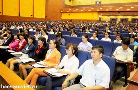 Hội nghị triển khai Nghị định số 153/2016/NĐ-CP quy định mức lương tối thiểu vùng đối với người lao động.