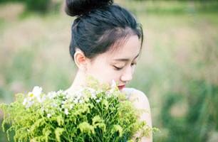 Phụ nữ muốn bình yên phải biết đối mặt với buồn thương của chính mình