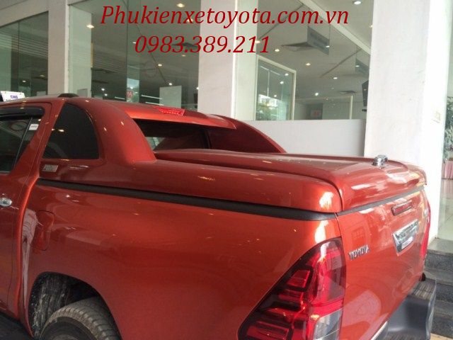 Xe lắp nắp thùng vào có cảm giác đẹp và cân đối hơn.