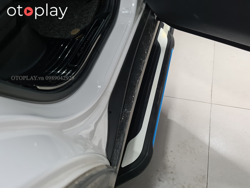 găn chặn phần lớn các bụi bẩn, bùn đất