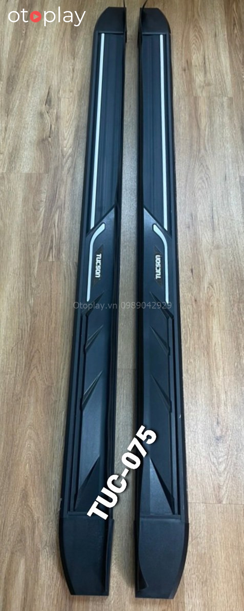 bậc bước chân Hyundai Tucson mã 075