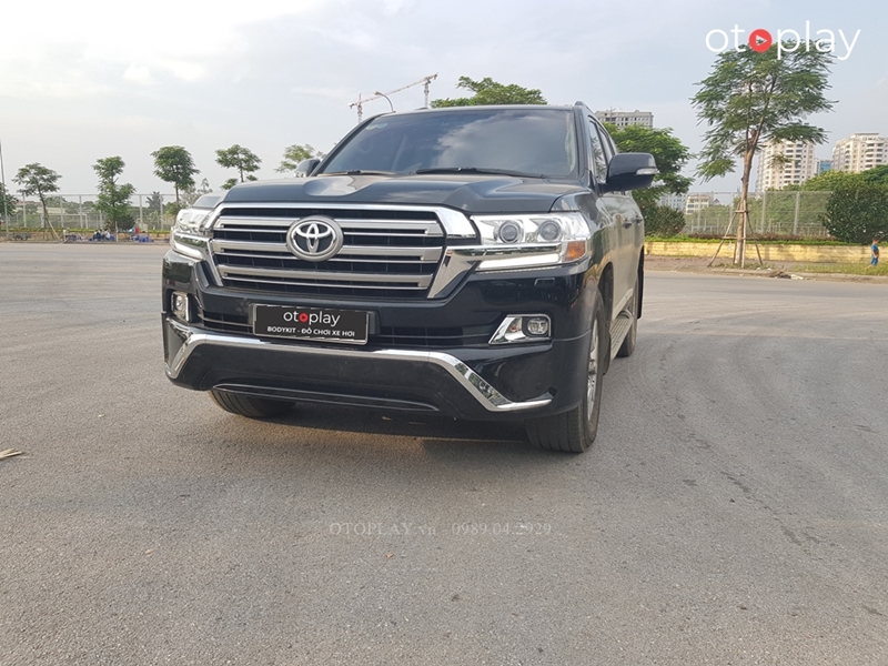 Xe Land Cruiser VX 2019 độ bodykit Trung Đông