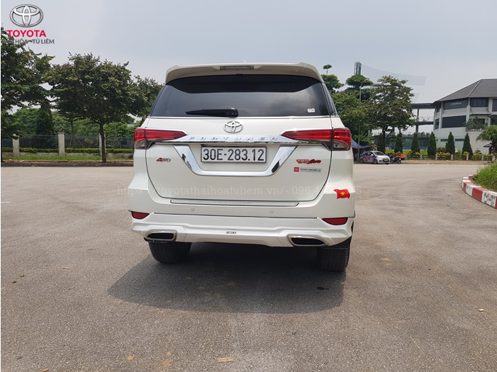 Fortuner trở nên vững chãi, mạnh mẽ hơn