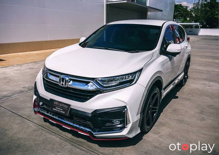 Ốp cản trước trong bộ Bodykit Honda CRV mẫu Tithum tăng sự hầm hố, mạnh mẽ cho xế hộp