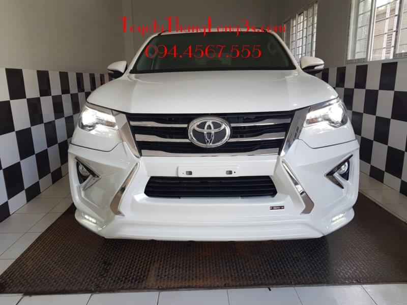Fortuner khoác thêm chiếc áo mới trở nên lịch lãm và hầm hố hơn