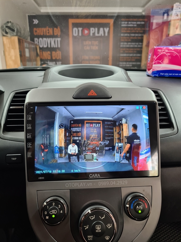 Chủ xe kia souol 2010 lắp thêm camera hành hình, camera lùi tích hợp với màn hình Androi CARA A800 rất nét
