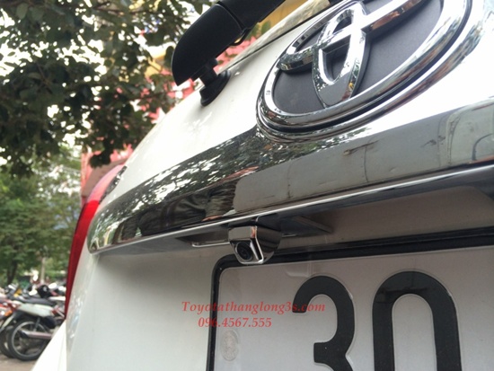 camera lùi cho xe yaris 2016