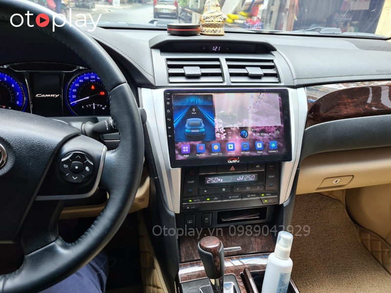Camry lắp màn hình Android Carfu tại OtoPlay