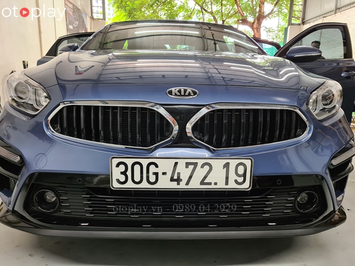 Cerato vừa lấy khỏi đại lý ra OTOPLAY độ ca lăng BMW