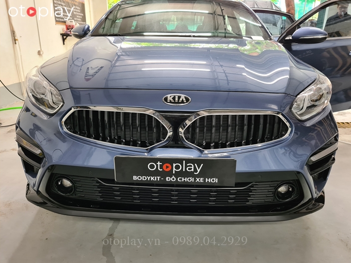 Cerato màu xanh độ ca lăng BMW