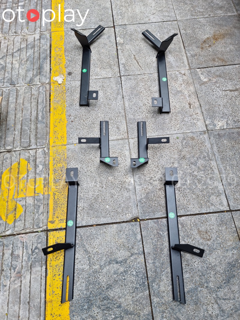 Các chi tiết gắn bậc chân Audi A8