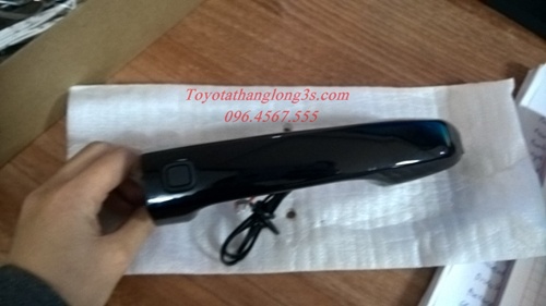 Tay nắm cửa chìa khóa thông minh prado