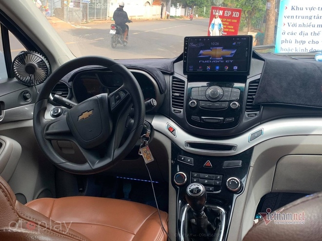 Chiếc xe trước khi bị nổ khu vực táp lô