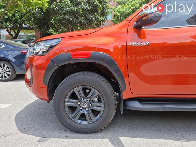 Cua lốp RBS lắp cho đầu xe Hilux 2021