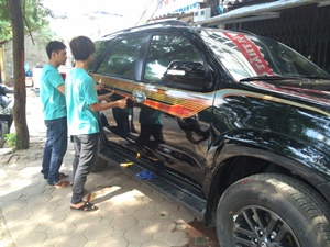 dan Tem xe fortuner 