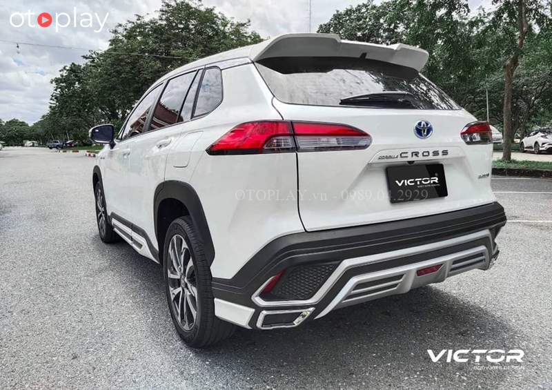 Đuôi bodykit Victor cho xe Toyota Cross