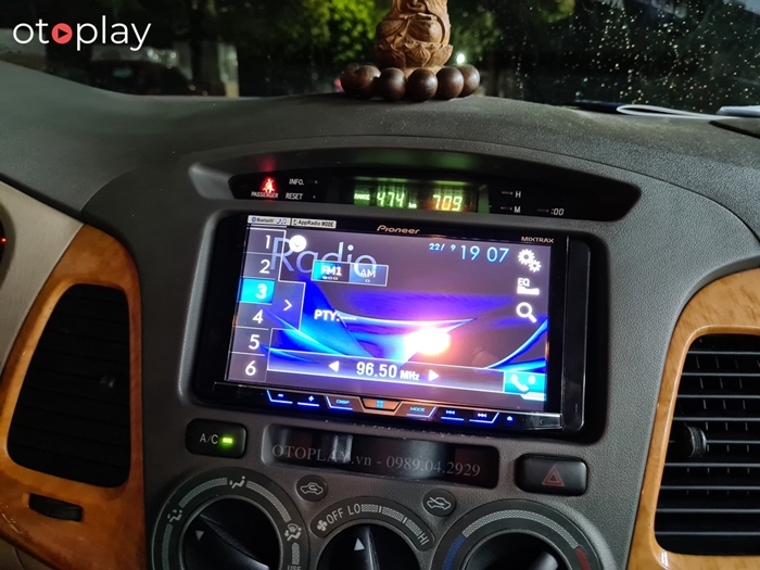 Kết quả lắp DVD Pioneer lên Innova 2011