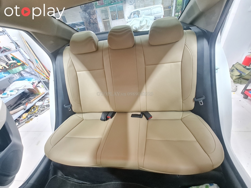 Bọc ghế có 2 kiểu bọc trùm và bọc chết tùy theo nhu cầu của khách hàng