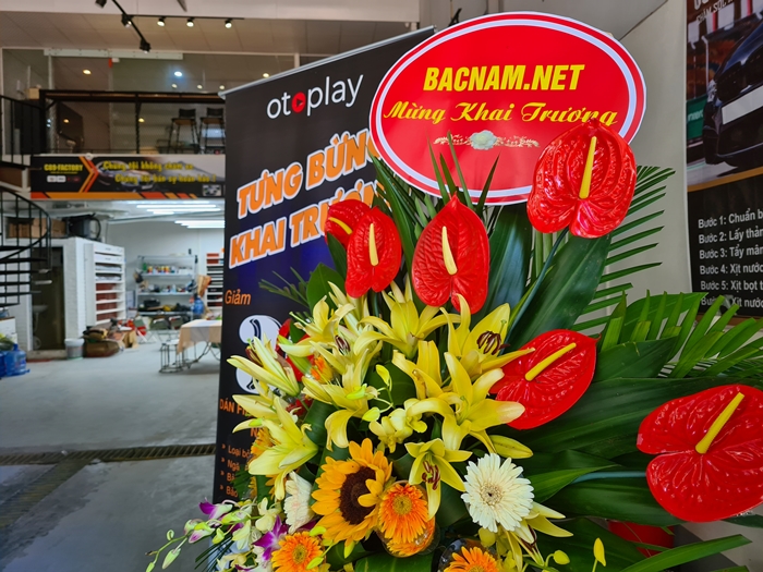 Hoa chúc mừng của các đơn vị bạn bè, đối tác