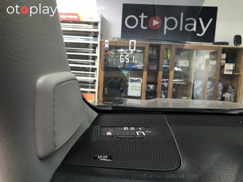 Hắt kính zin cho Prado VX 2018 - 2021 được lắp tại OTOPLAY