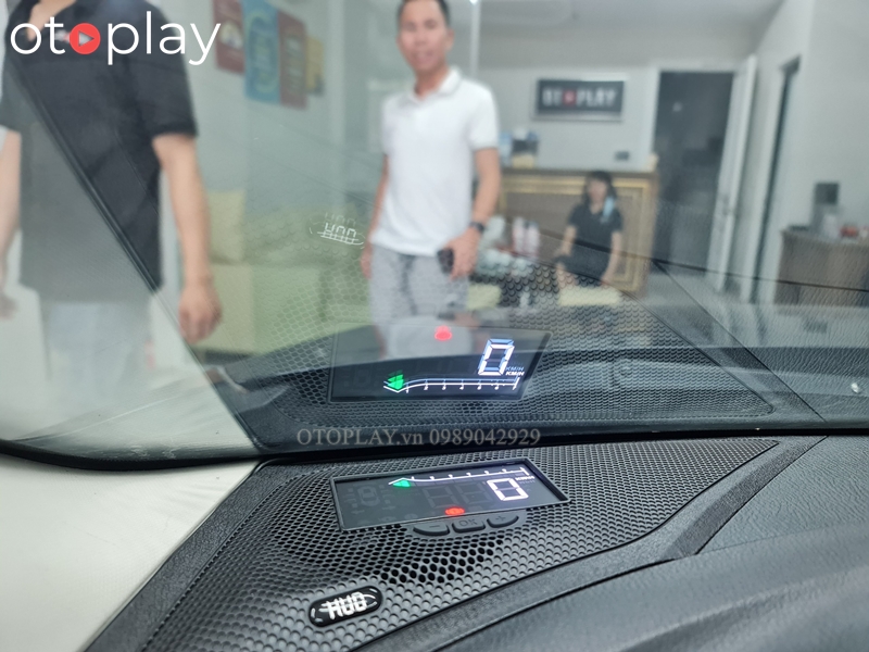 Bộ hắt kính HUD cho Mazda 3