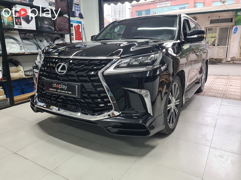 Góc nghiêng thần thái mặt trước của Độ Bodykit Lexus LX570 thành bản Trung Đông