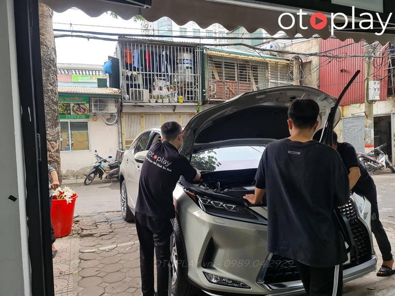 Xe Lexus RX350 2022 lắp lưới chống chuột tại OTOPLAY