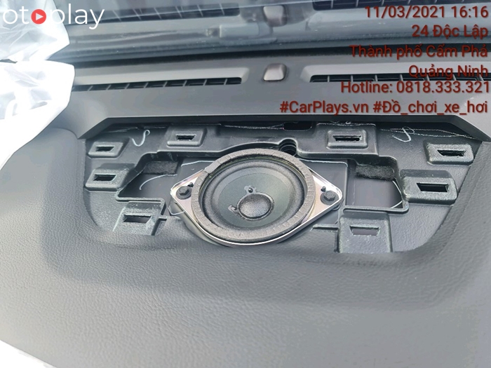 Loa trung tâm lắp cho  Ford Ranger tại Quảng Ninh