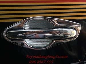 Lót tay nắm cửa Fortuner