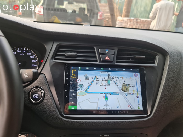màn hình Android Cara còn tích hợp phần mềm điều khiển giọng nói tiếng Việt rất tiện dụng cho người lái xe.
