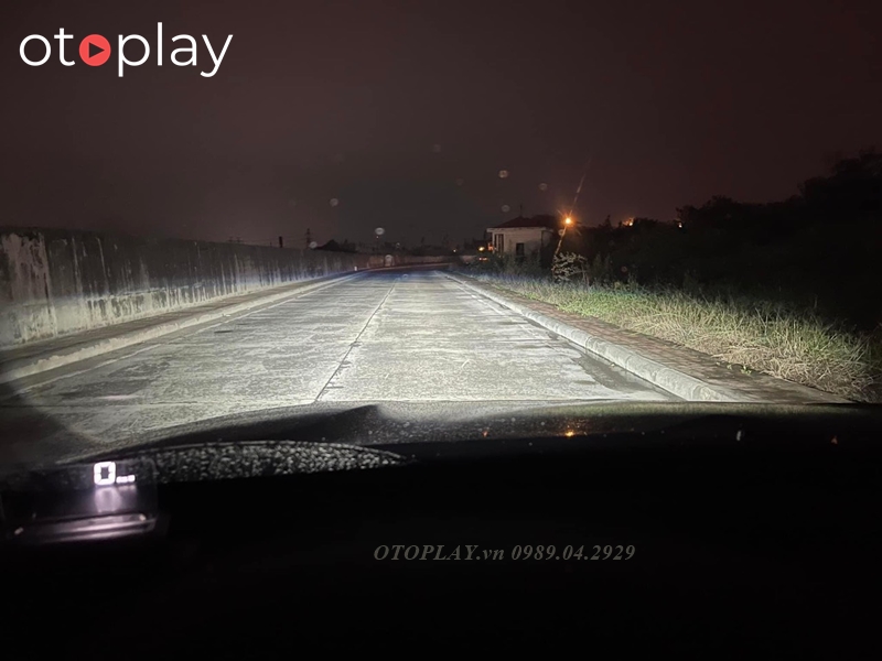 Hình ảnh chiếu sáng bi led lắp trên Lux A