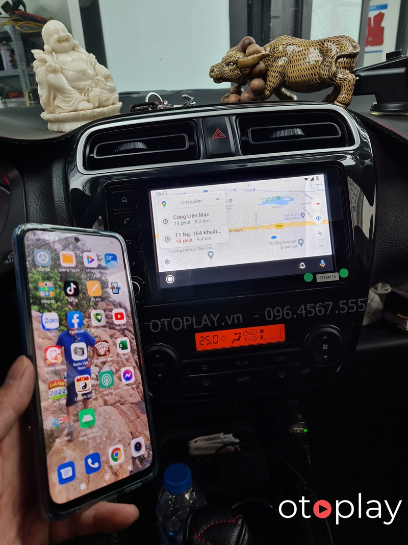 Xe Mitsubishi Attrage xem bản đồ chỉ đường trực tiếp trên màn hình zin theo xe thông qua android auto