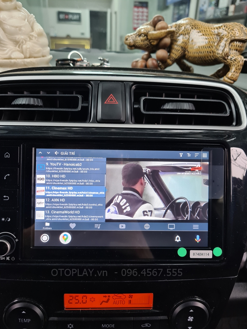 Xem youtube trên màn hình zin theo xe thông quan android auto mang tới hình ảnh sắc nét hơn màn hình android 