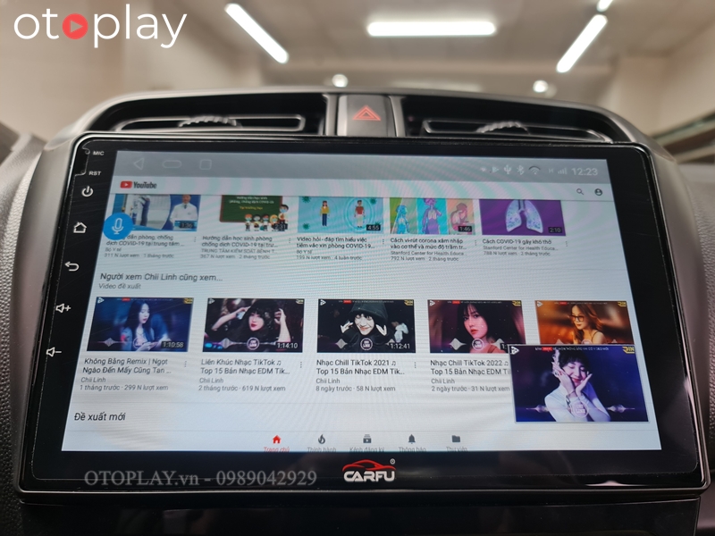 Màn hình có rất nhiều tính năng khác cao cấp