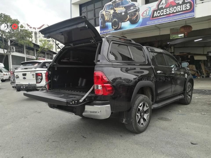 Nắp thùng Aeroklas cho xe Toyota Hilux