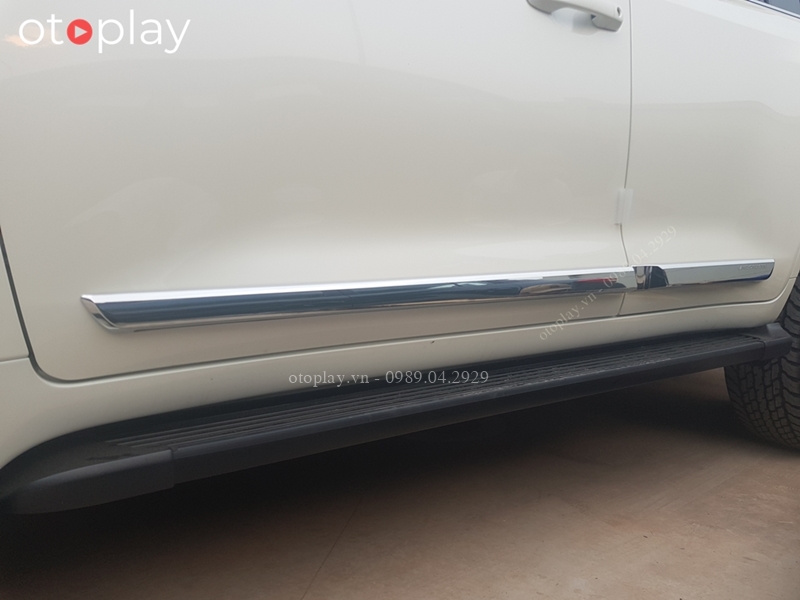 Nẹp sườn Land Cruiser không cần sơn, lắp được ngay