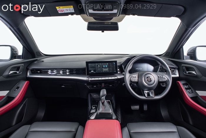 Cabin MG5 có nhiều trang bị tiêu chuẩn tốt hơn thế hệ đầu tiên.